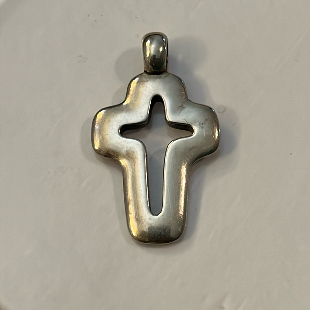AMAZING!!! Open mission cross pendant-rare retired piece
